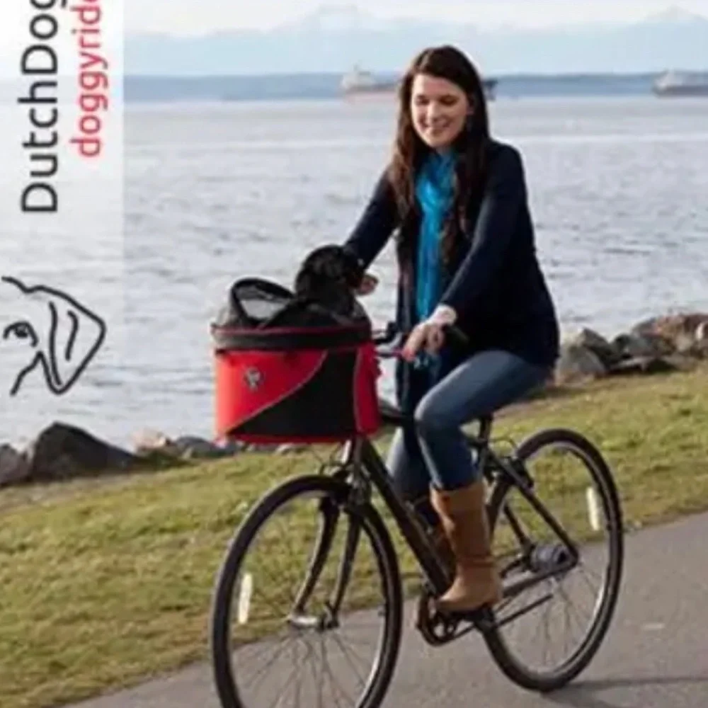 Doggy Ride Cocoon in apple red